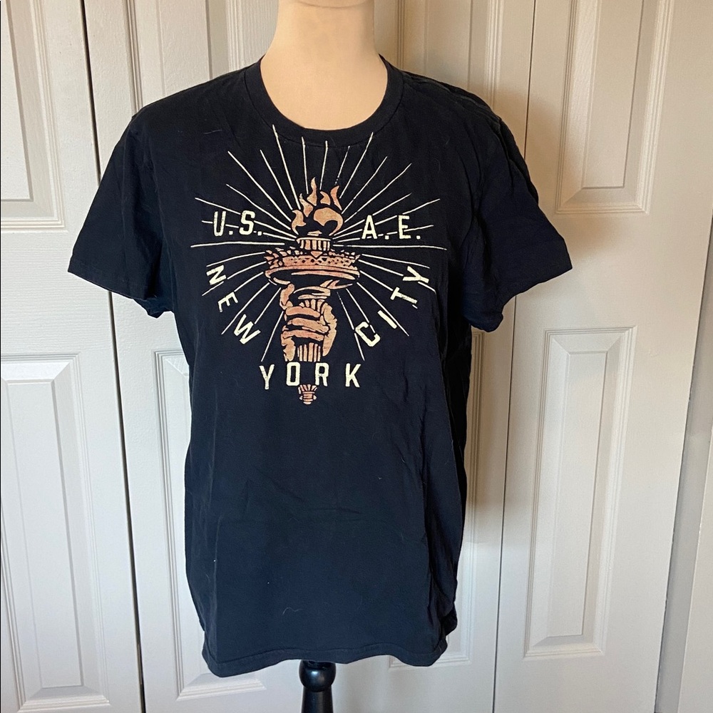 American Eagle Outfitters New York City Classic Fit Short Sleeve T-Shirt Men's L